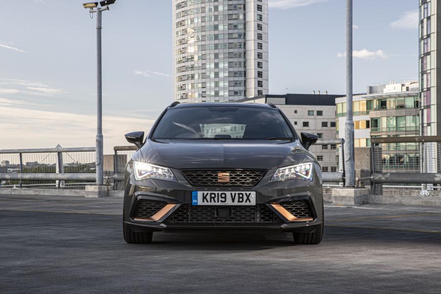  Seat Leon Cupra R ST (5F) 2019 года  (UK) (фото 12 из 40)